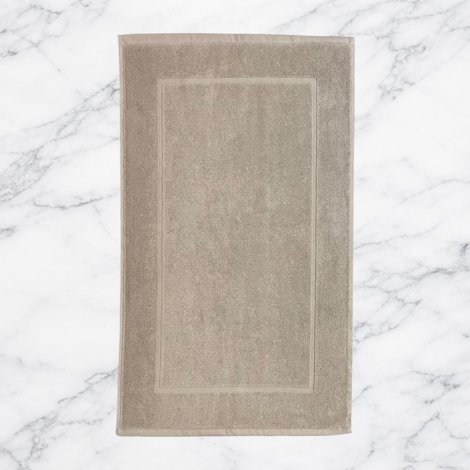 #Farbe_Taupe