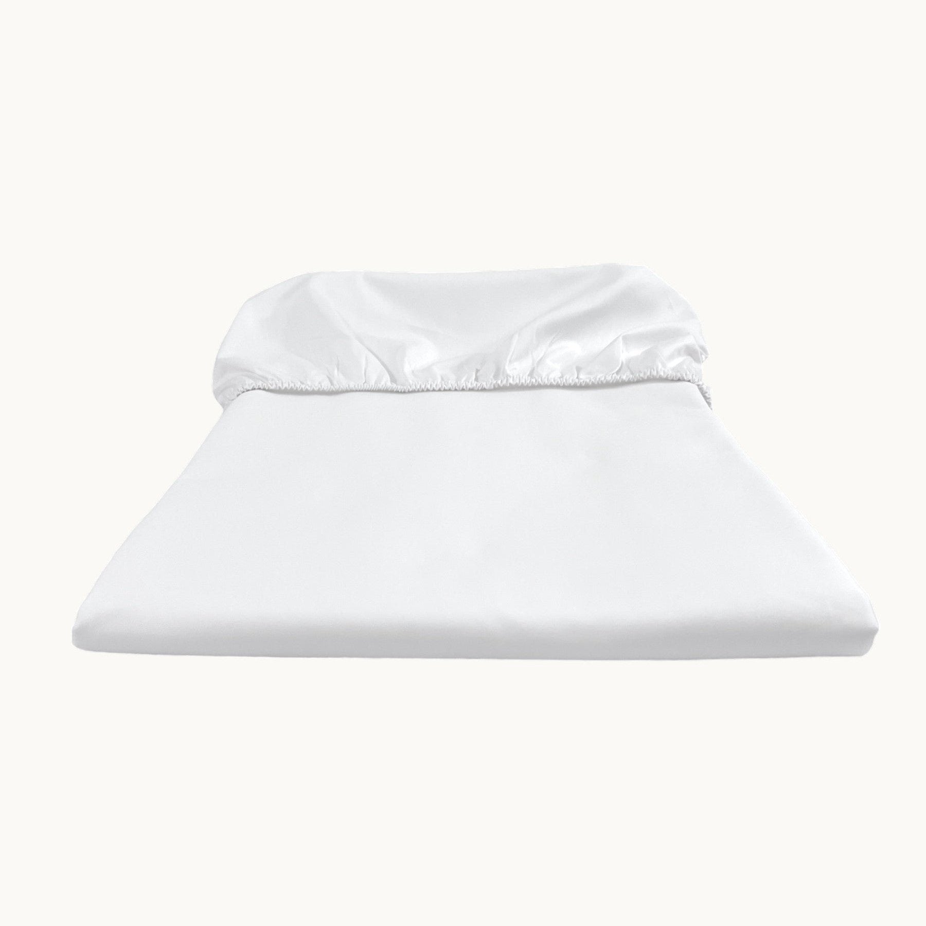 #Farbe_White Premium Spannbettlaken aus ägyptischer Baumwolle in Weiß, gefertigt aus Perkal Stoff, perfekt für hochwertige Luxusbettwäsche und erholsamen Schlaf.